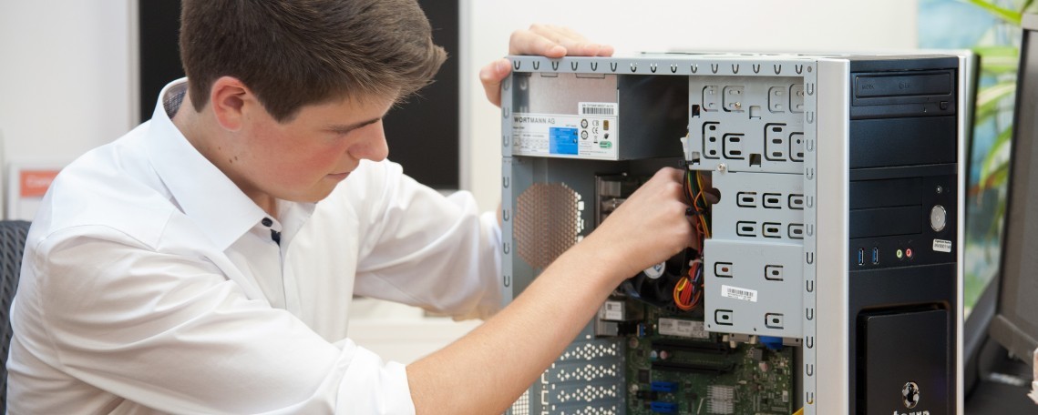 Ausbildung Fachinformatiker (m/w/d), 1. Bild